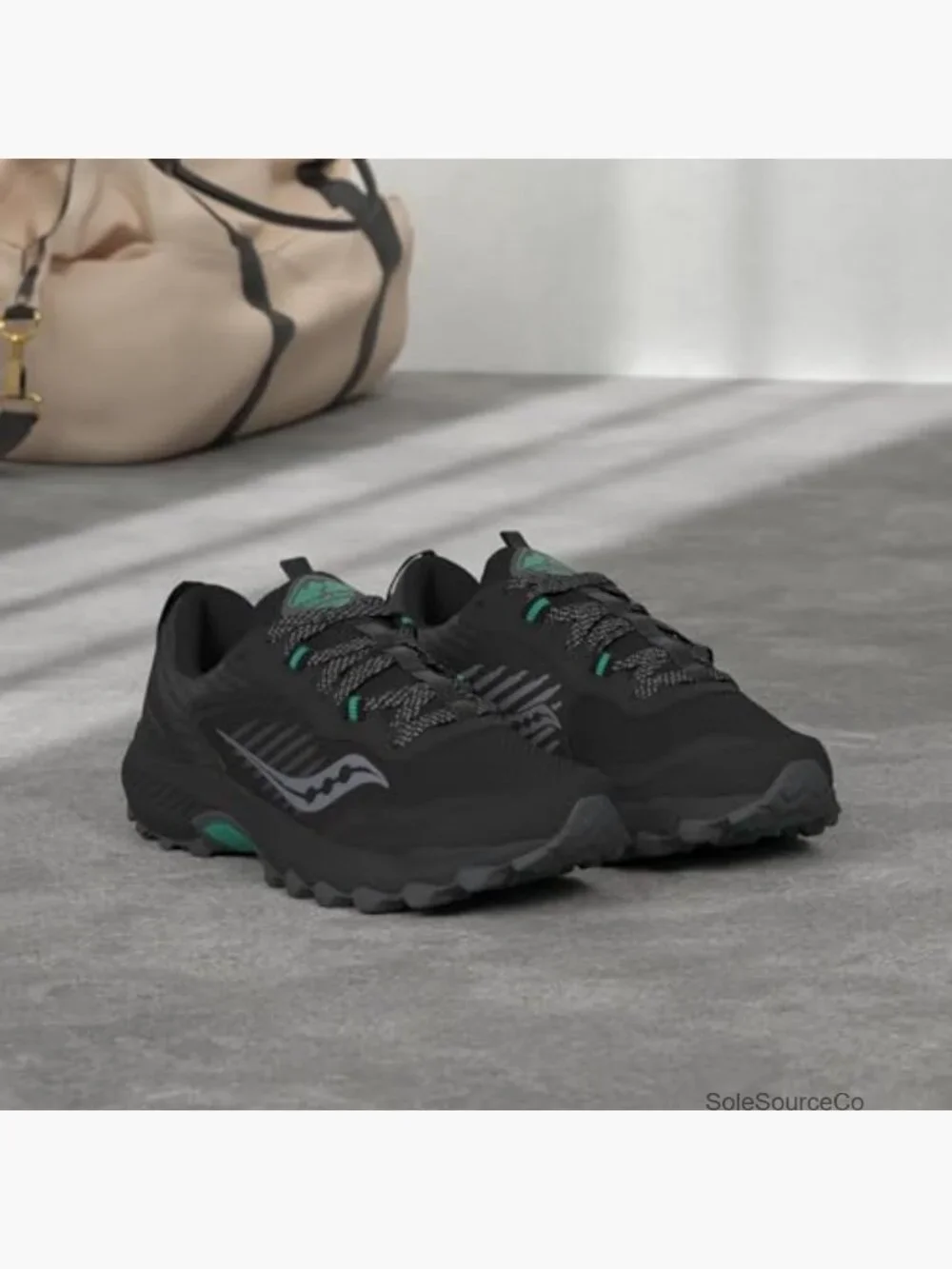 Trail Running Shoes Womens Versarun Cushioning Mesh Lace Up